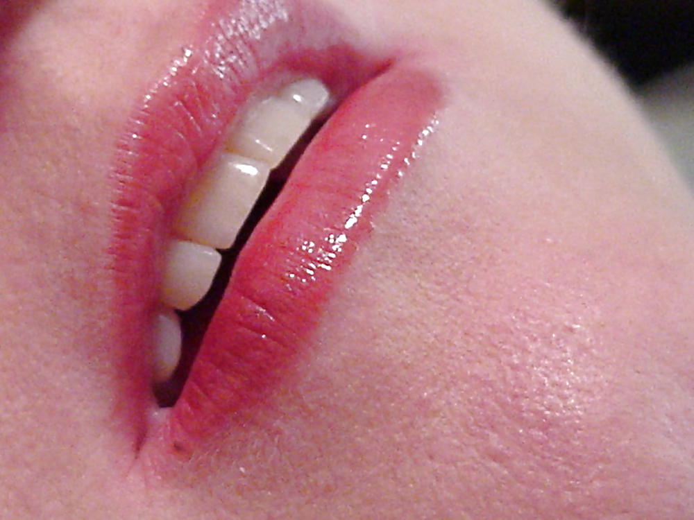 Kitty's Lips with toys and Objects I #7574957