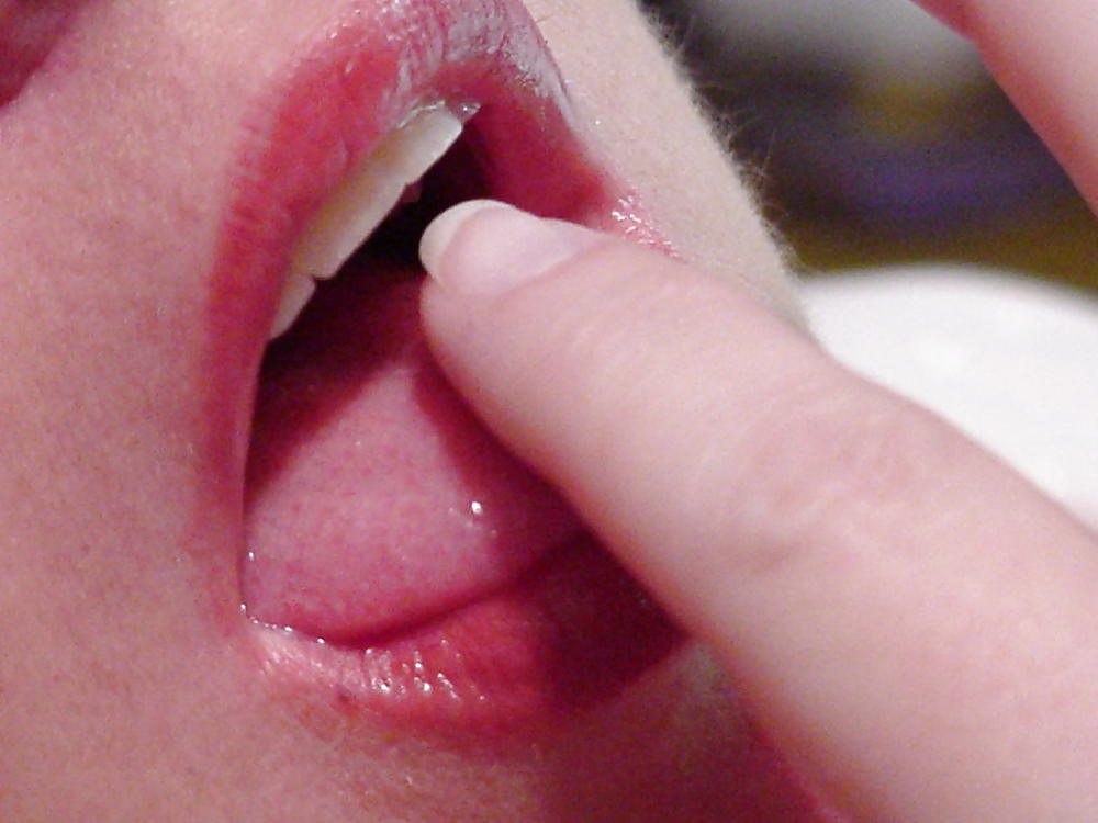 Kitty's Lips with toys and Objects I #7575017
