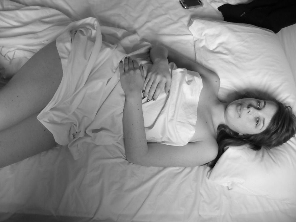 B and W #14684647
