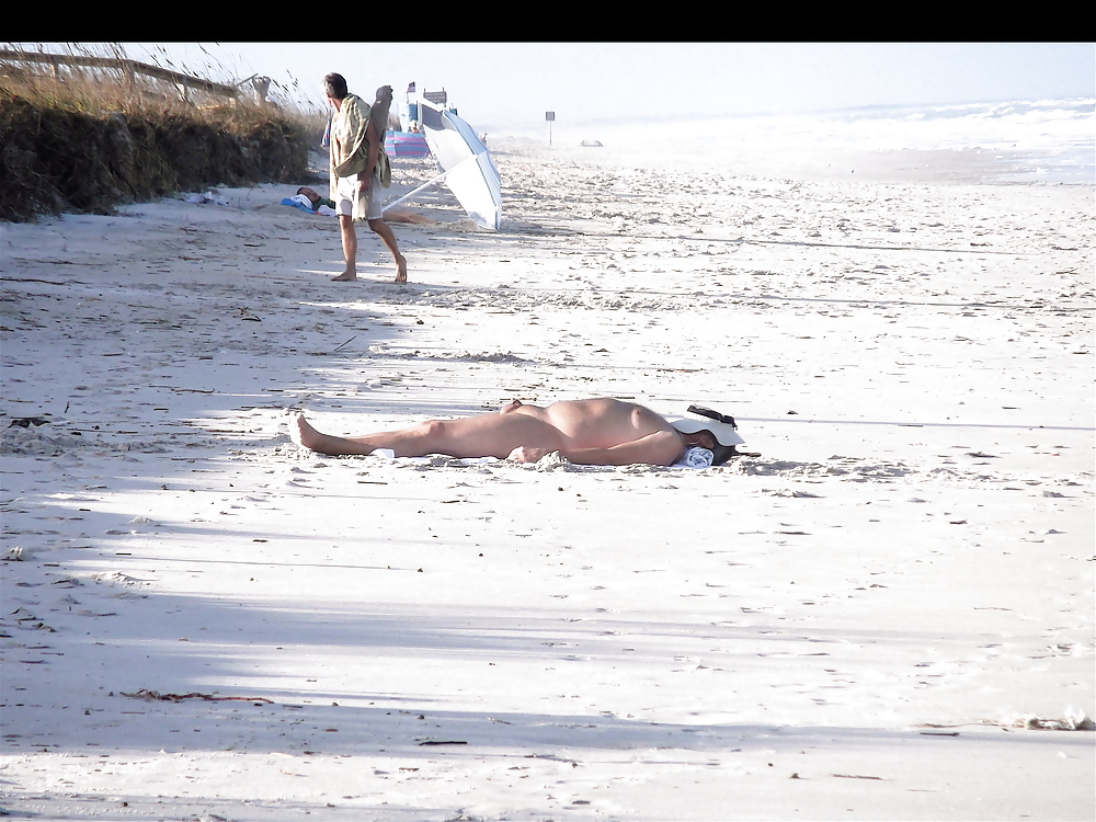 Back to the beach with some new friends #14936019
