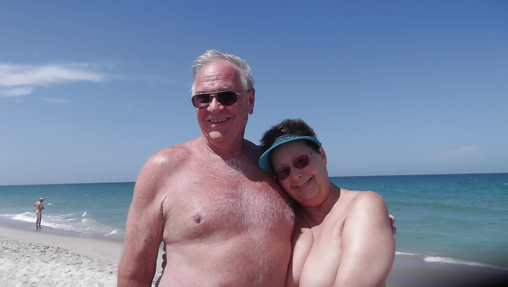 Back to the beach with some new friends #14936113