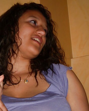 Plz jerk off &cum on this bitch if u like & comment #7296478