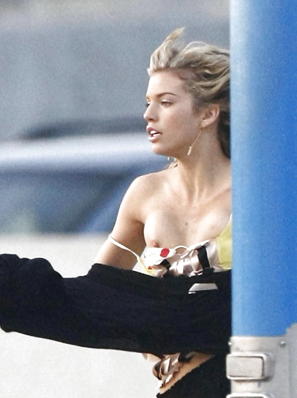 Celebrity upskirt DB nip slips Ect........... #7102312