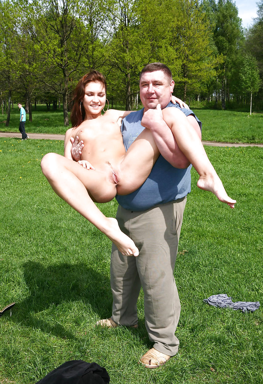 Clothed Male,Naked Female(CMNF) #7548981