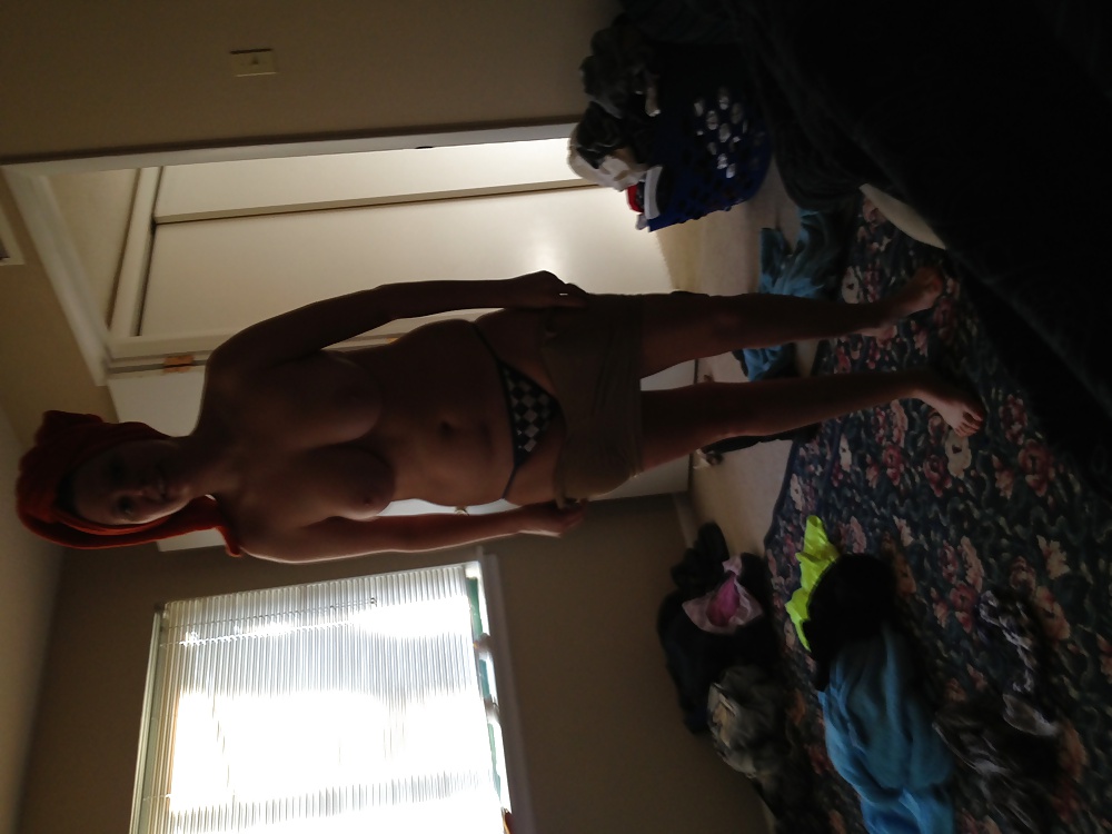 Ex gf getting dressed #16387315