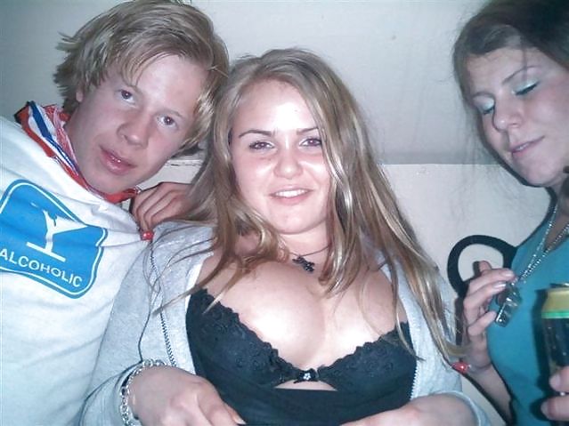Uups - don't post this pic !!!!!! #2041574