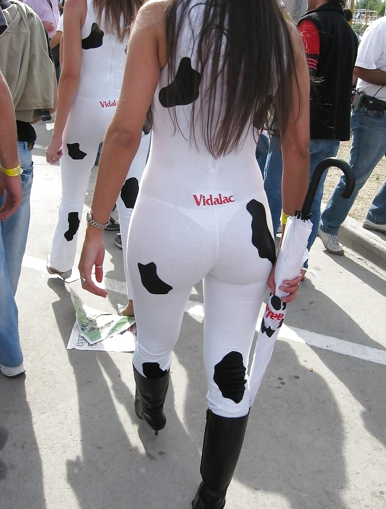 Bunz and Camel Toes 10 #2459339