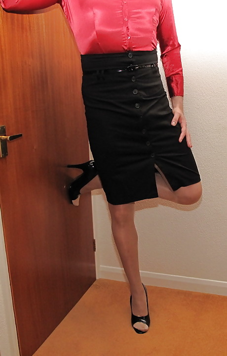 Man In Nylon Hose and Heels #74634