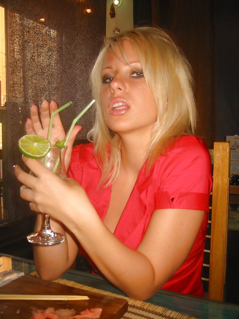 Inga communicates via the Internet and fucking in real 3 #2464228