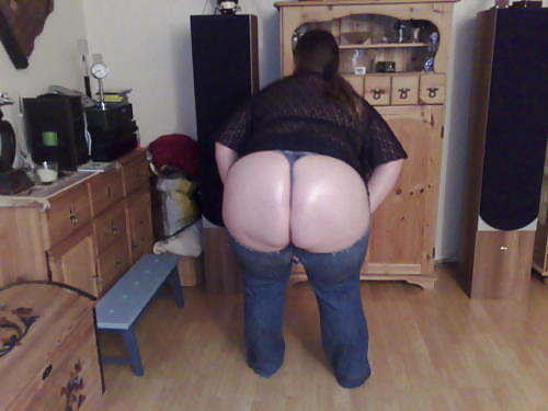Do you know where I can find some booty? #10282363