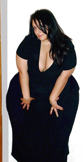 Rubenesque:  Otherwise known as Voluptuous or Pear Shaped #1306094