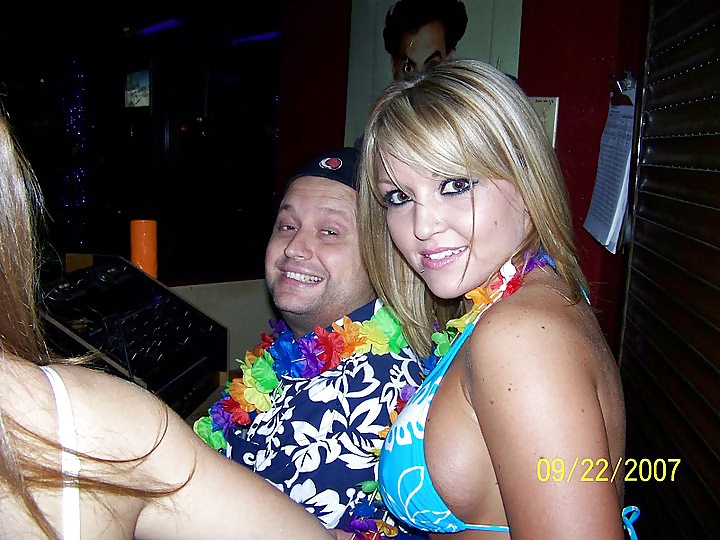 MILFs Gone Wild on Spring Break #4724964
