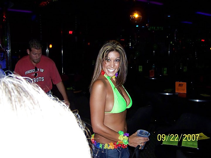 MILFs Gone Wild on Spring Break #4724985