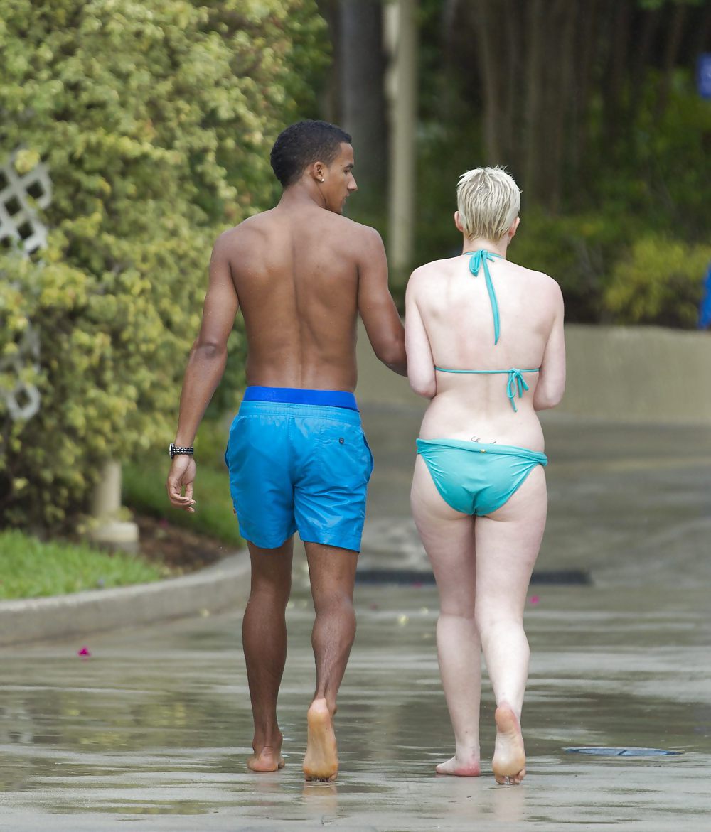 Helen Flanagan bikini HQ (ass shot and hint of nip slip) #4951451