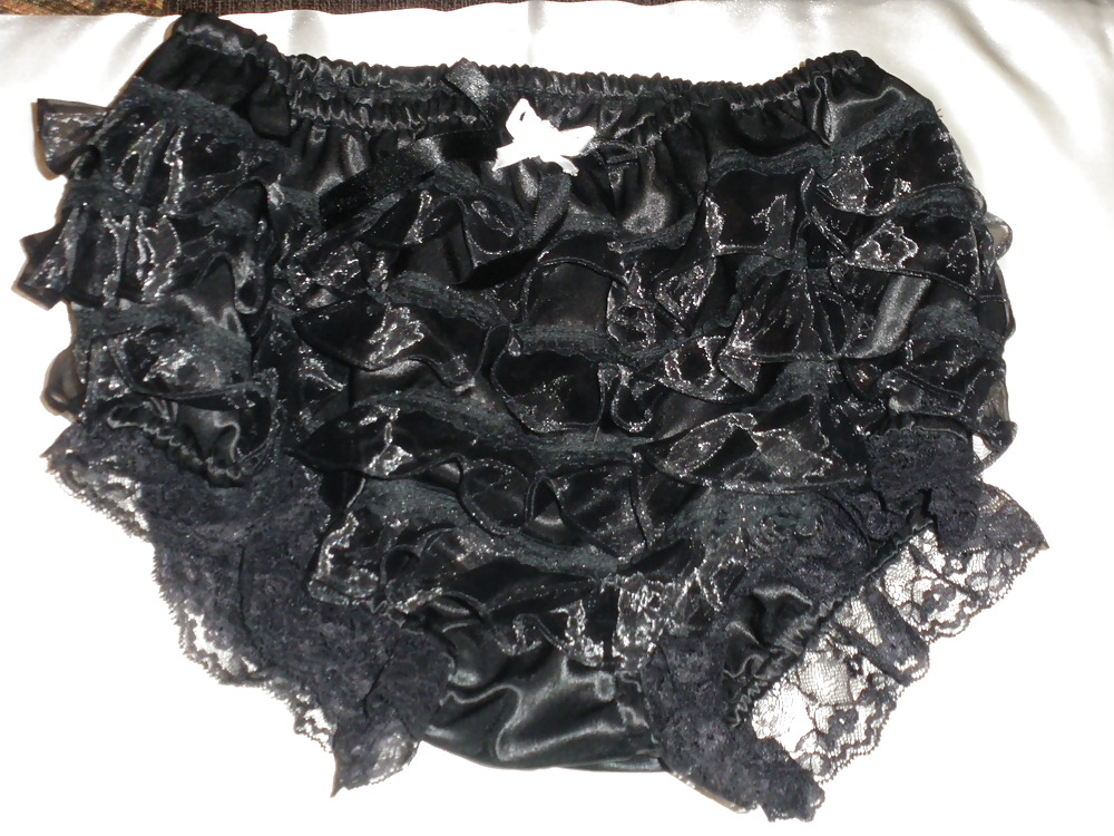 Satin Panties Quiz, most votes and I will wear them for you #3369243