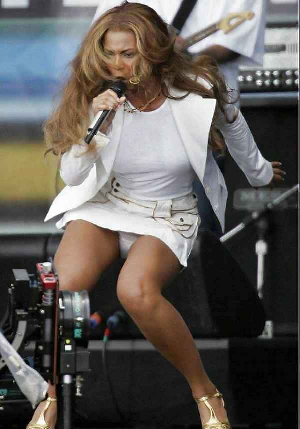 Celebrities nudes ,Topless, see through, nip slips part2 #9985032