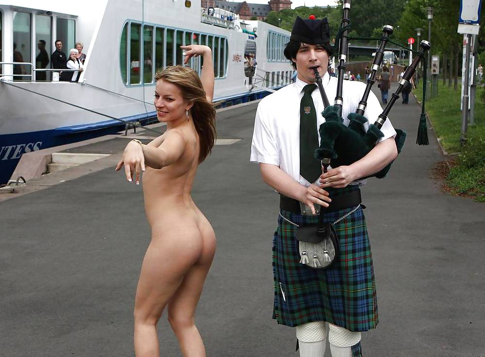 Clothed Male,Naked Female(CMNF) 2 #5702790