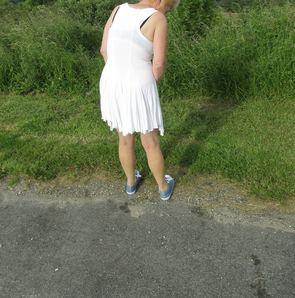 Kt flashing for the day #27311269