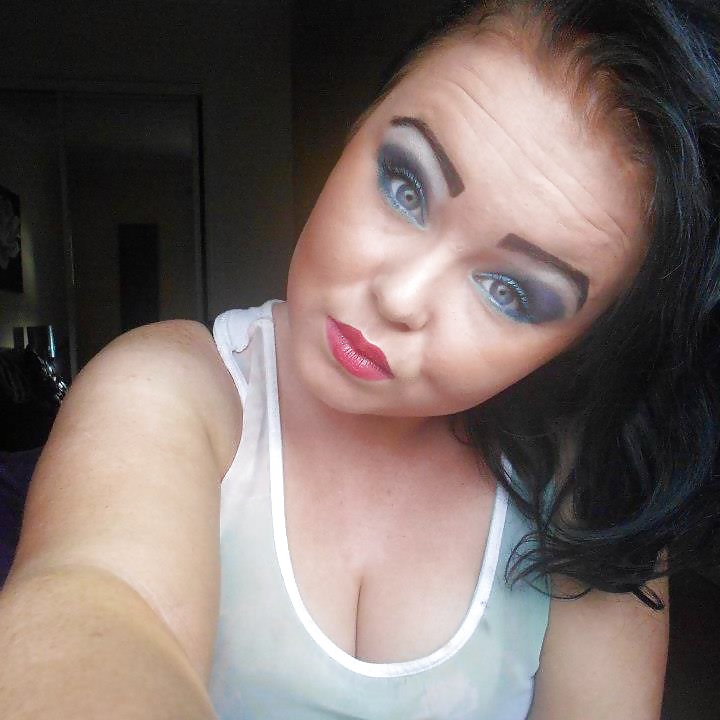 Would you empty your balls in chubby chav Sammi?  #30470013
