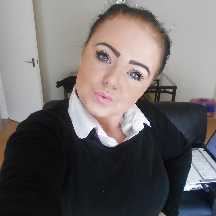 Would you empty your balls in chubby chav Sammi?  #30470017