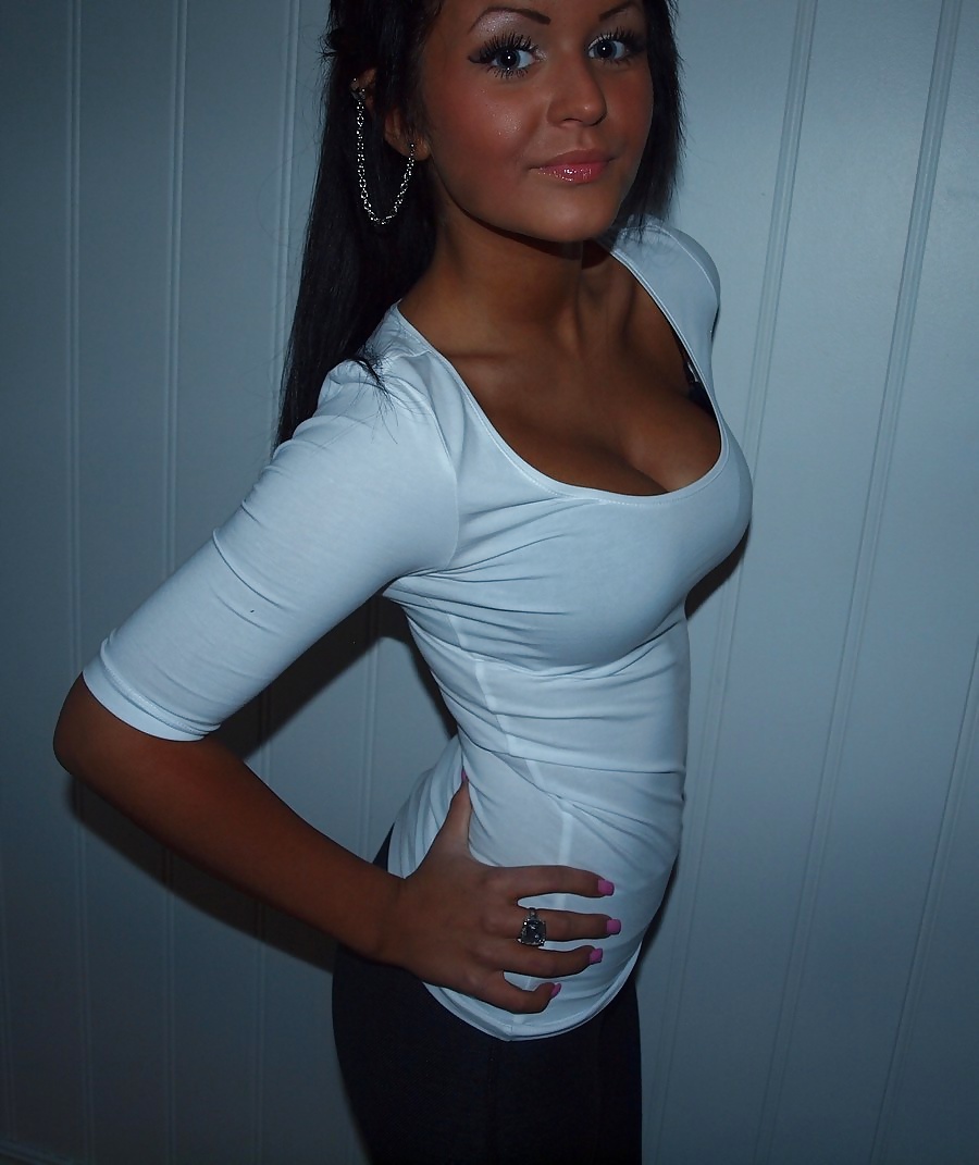 Cleavage & Stuff part.4 #31194289