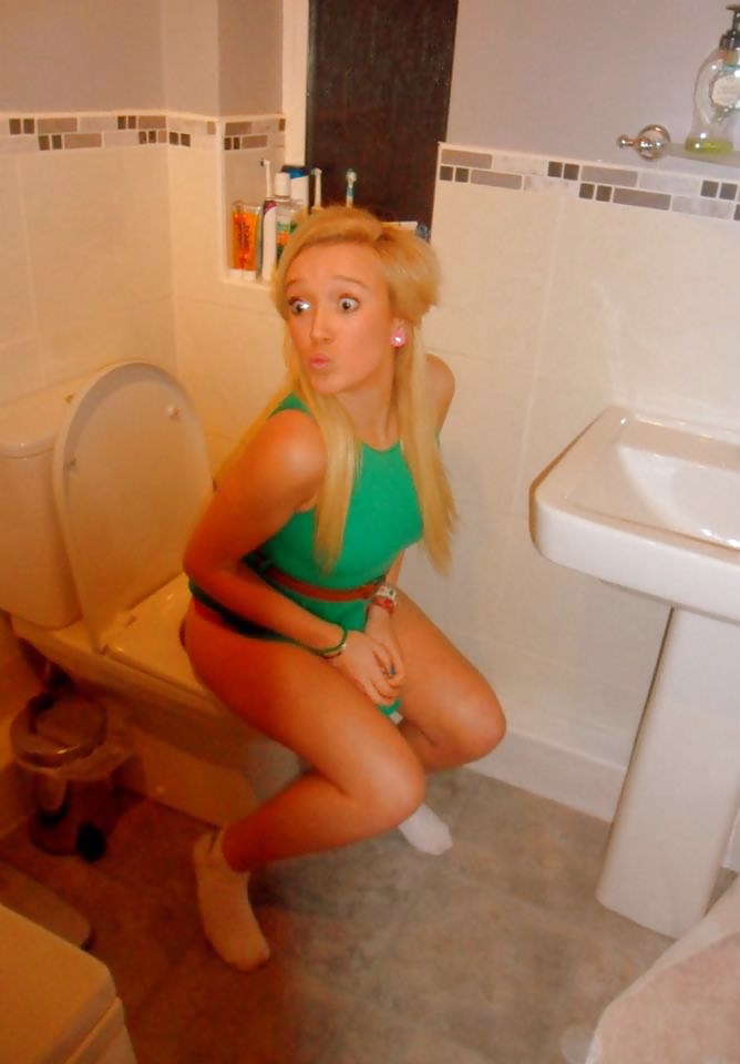 Would you empty your balls in chav Paige? 2 #31598618