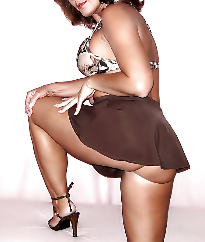 Prt 1 Milf wants a Bi-lady to share a Cherry with  #40551964