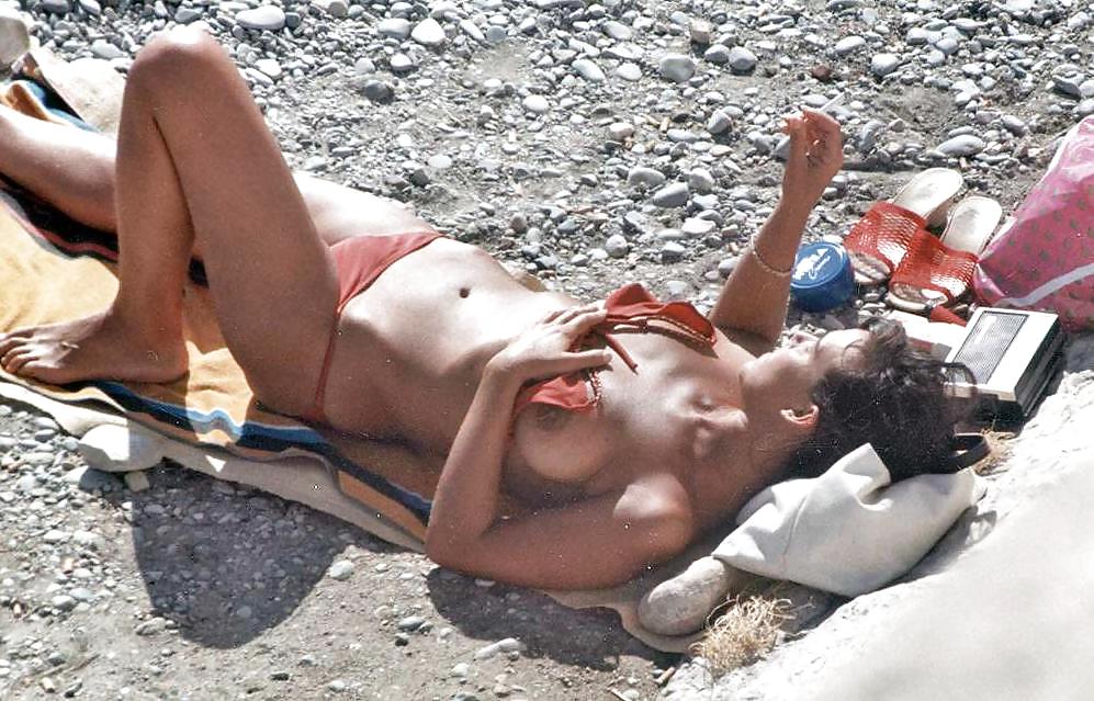The Best 4 - downblouse, down blouse, nipple slip, nip slip #23980271