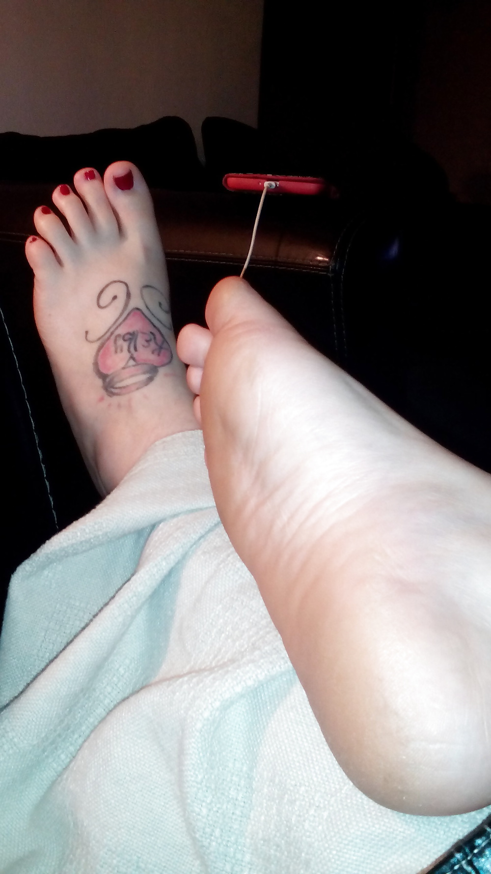 Red toes and Silky soft soles #40374277