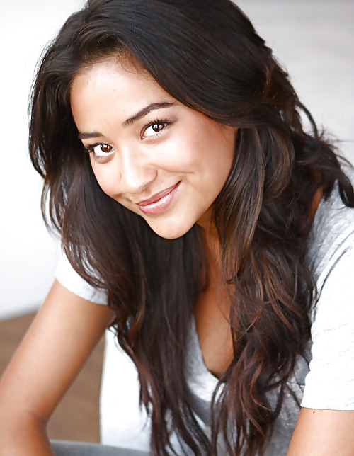 Lucy Hale vs. Shay Mitchell #23423751