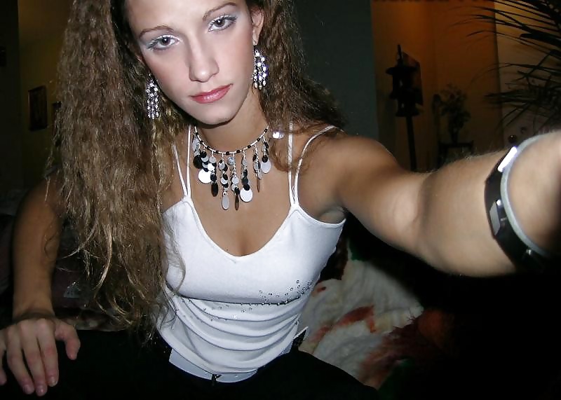 If any one has any photo of this girl or can find some plz  #39132787