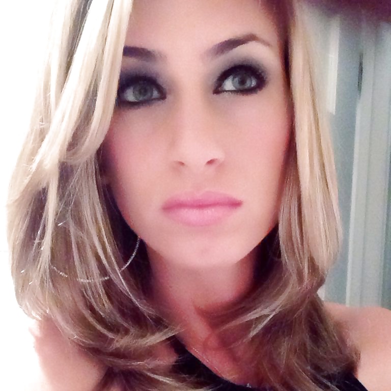 One of the hottest MILFS I have ever seen  #30643606
