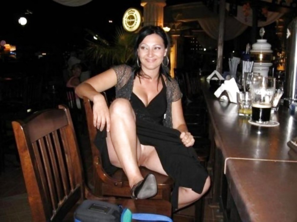Flashing and Upskirts in Public #25009404