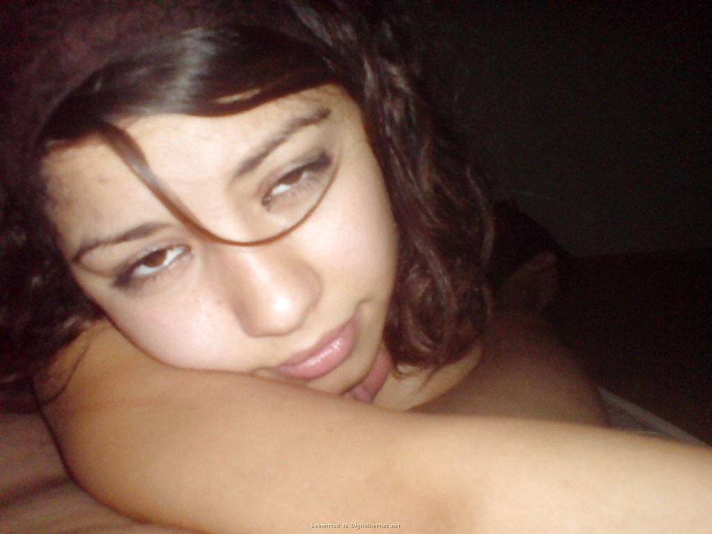 Just me so you can get a better look at me. #27674962