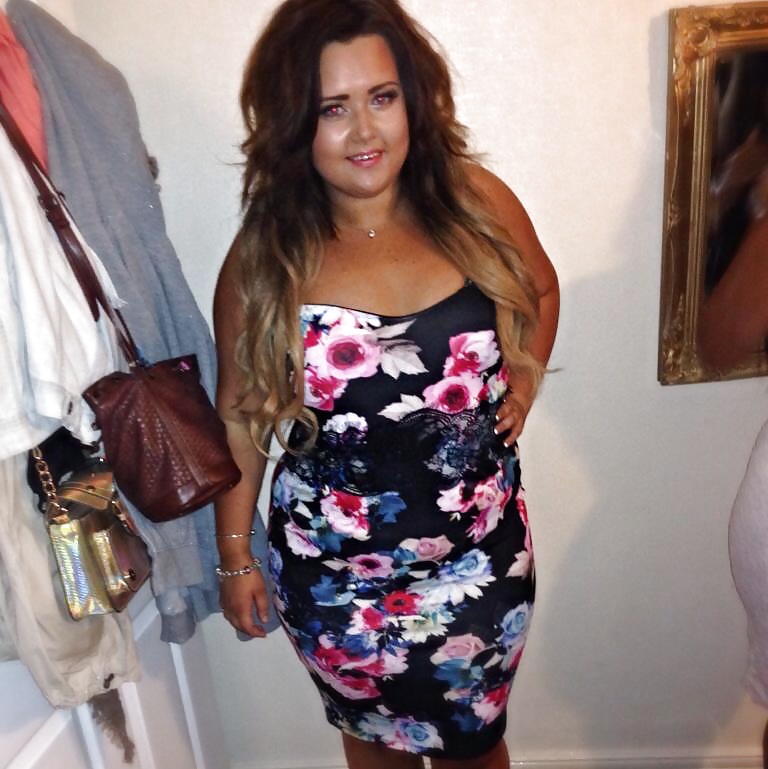 Would you empty your balls in saggy tit chav Taylor? #30776072
