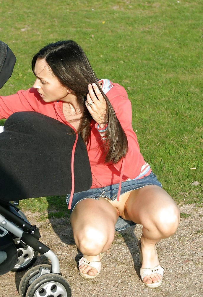 Miscellaneous Upskirts & Public Nudity #24739485