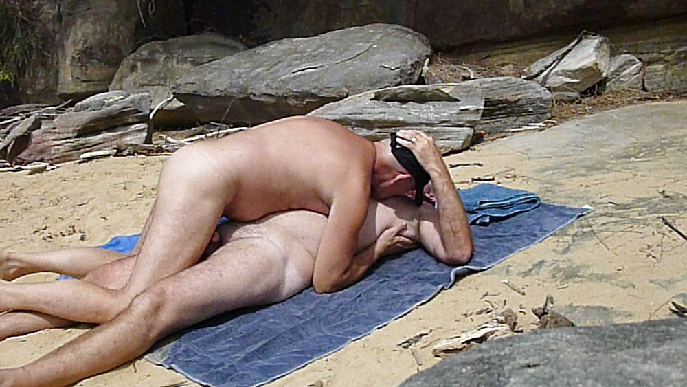 Nat hangs out with vraig for a funday at the beach #28239016