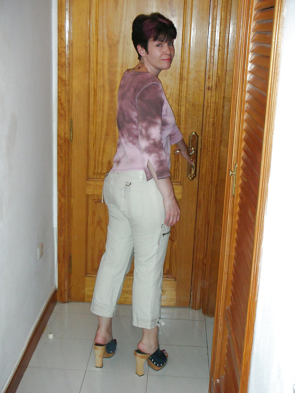 She likes to Pose 8 #25274012