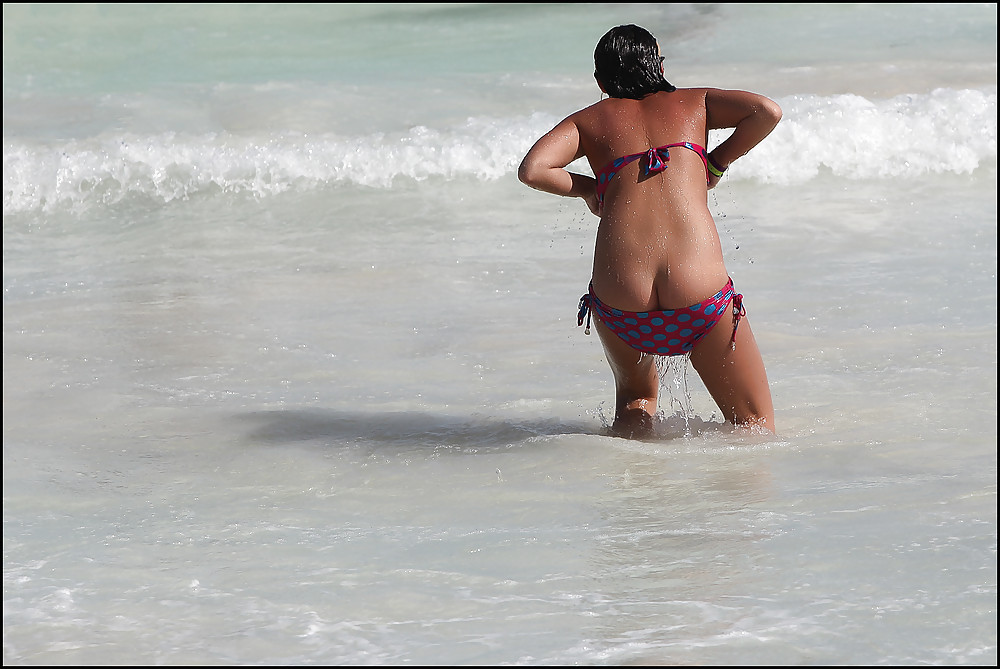 The power of waves. Bikini oops. #23886464