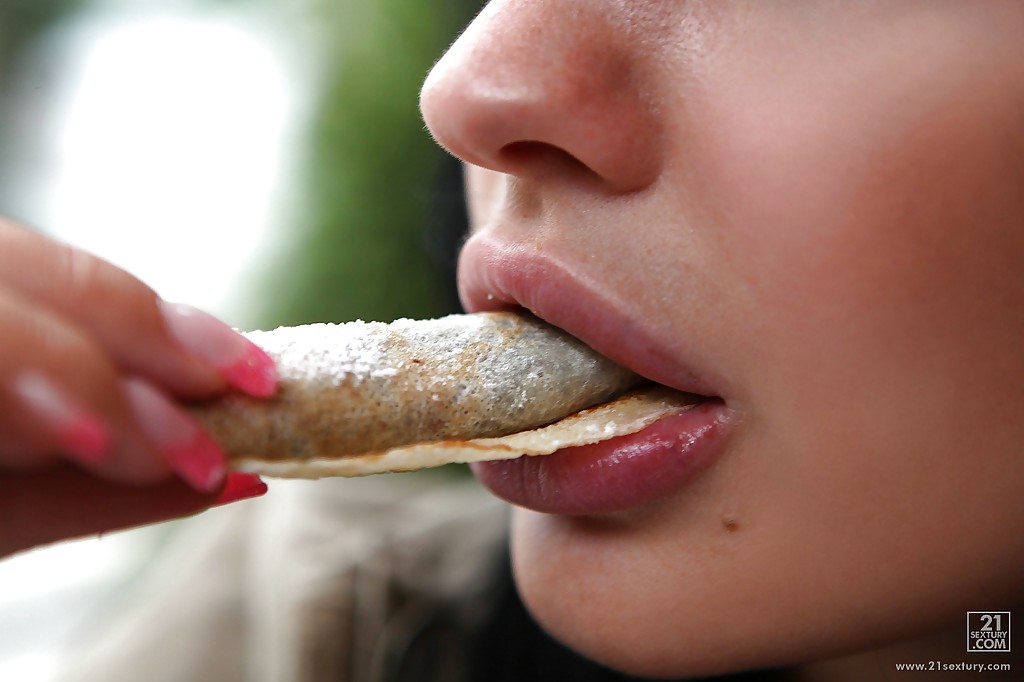Aletta Ocean is eating out and doesn't miss a chance to show her tits #51570099