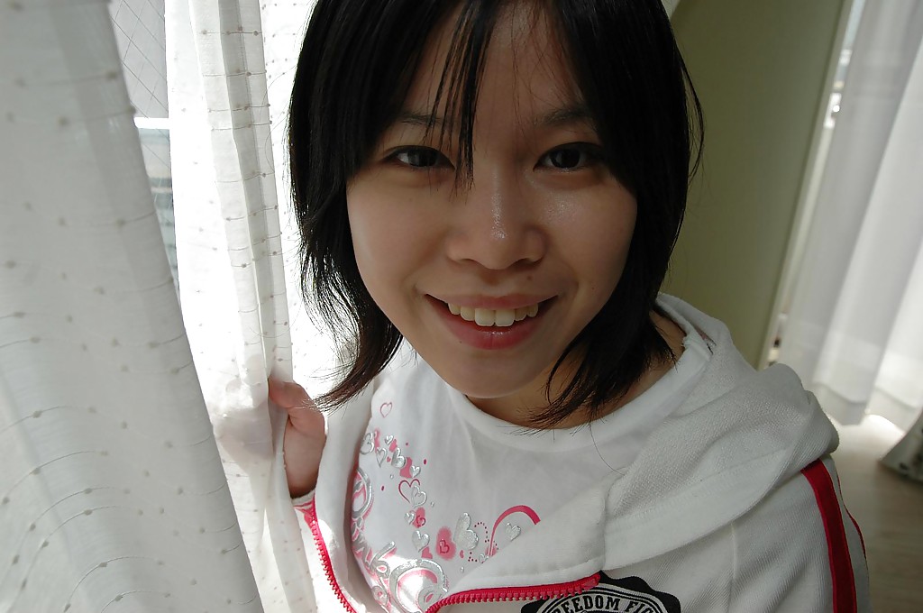 Smiley asian teen Sae Aihara strips down and gets her clit vibed #51216253