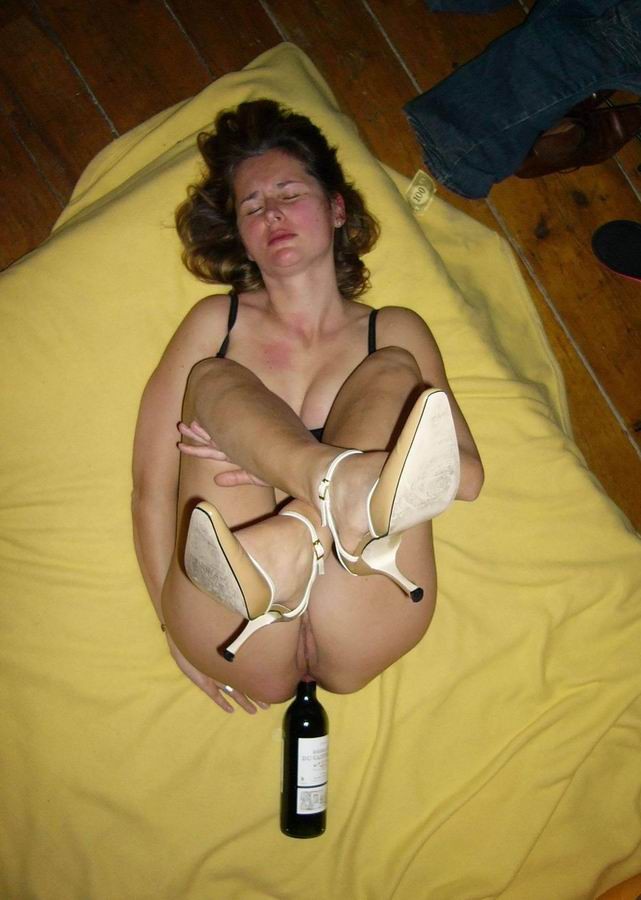 bizarre object insertions #73232740