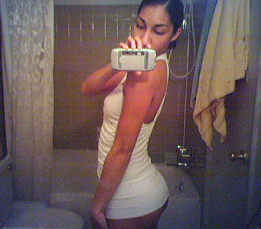 Picture gallery of a pretty senorita with huge breasts #77961954