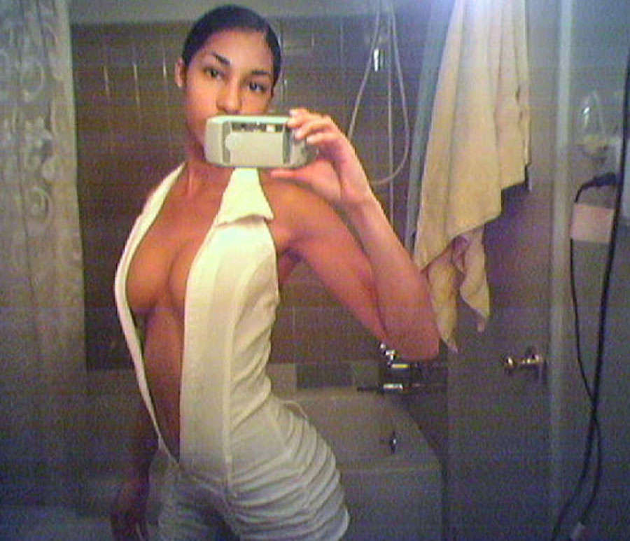 Picture gallery of a pretty senorita with huge breasts #77961975
