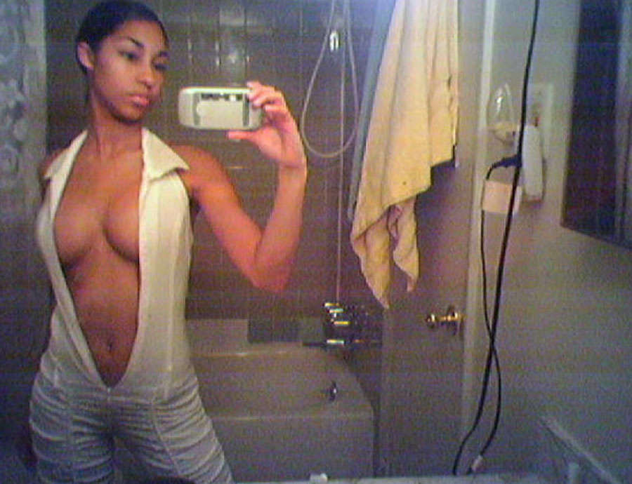 Picture gallery of a pretty senorita with huge breasts #77961983