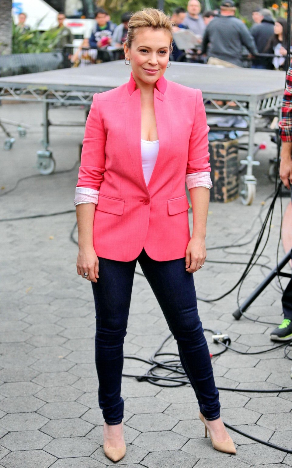 Alyssa Milano showing huge cleavage on the set of 'Extra' at The Grove in LA #75207864
