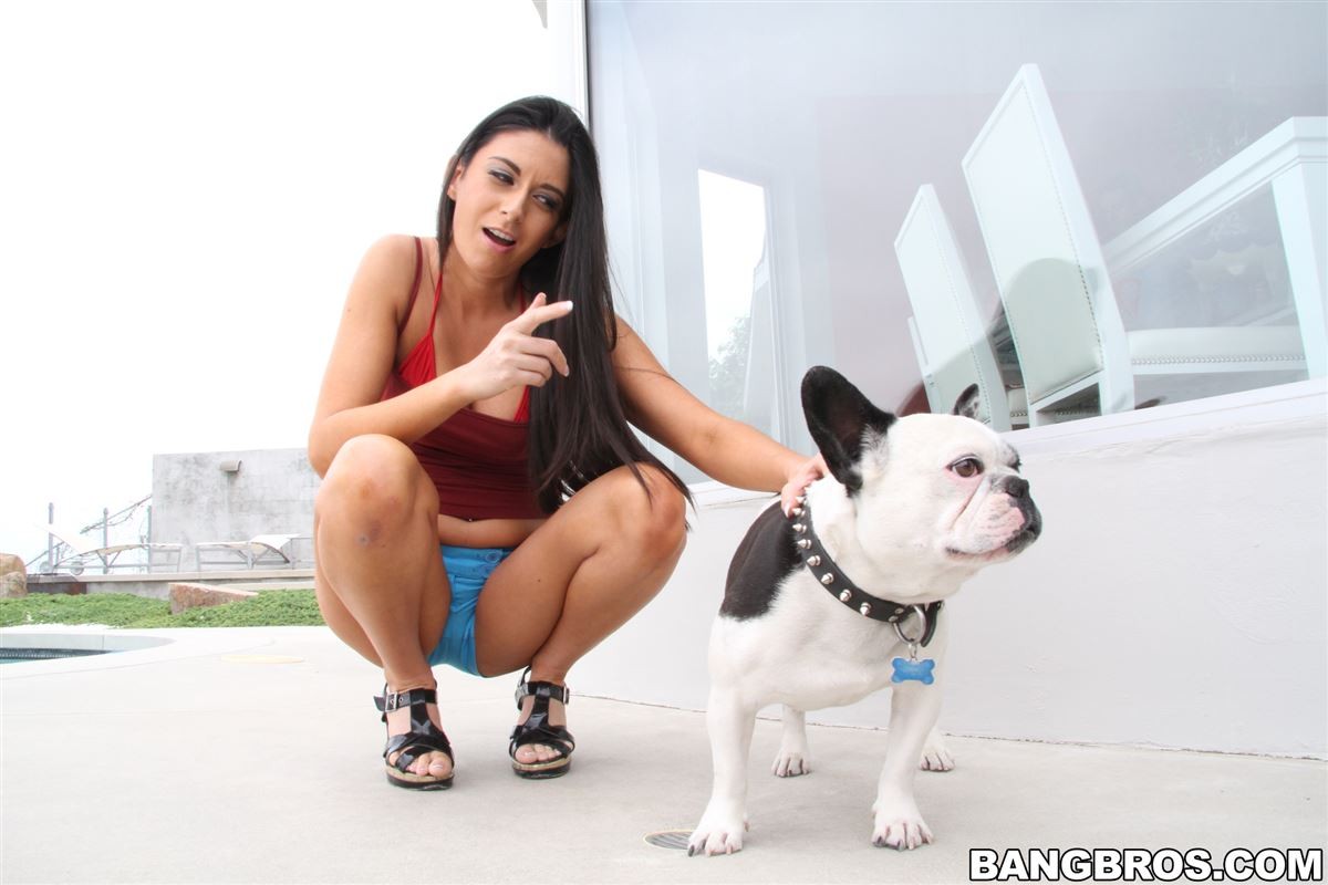 Nikki Daniels gets invited by Kiera Winters to share cock #74385545