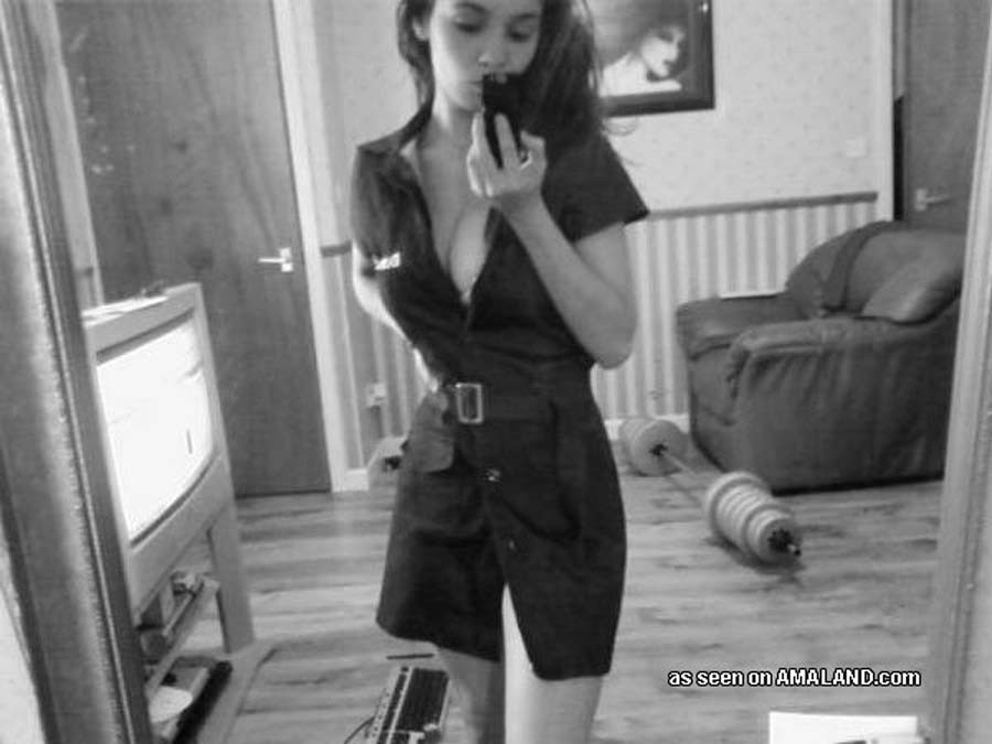 Picture selection of Sally getting sexy with her cam #75713084