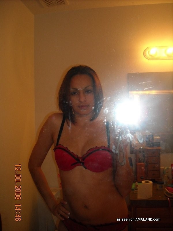 Hot and sexy amateur Spanish chicas #77956810