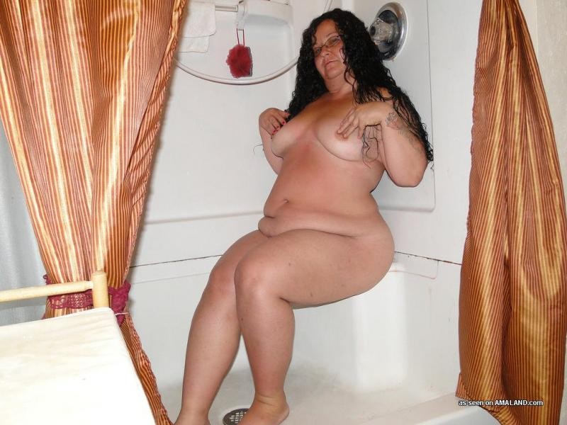 Kinky bbws posing sleazy for their lovers #67219323
